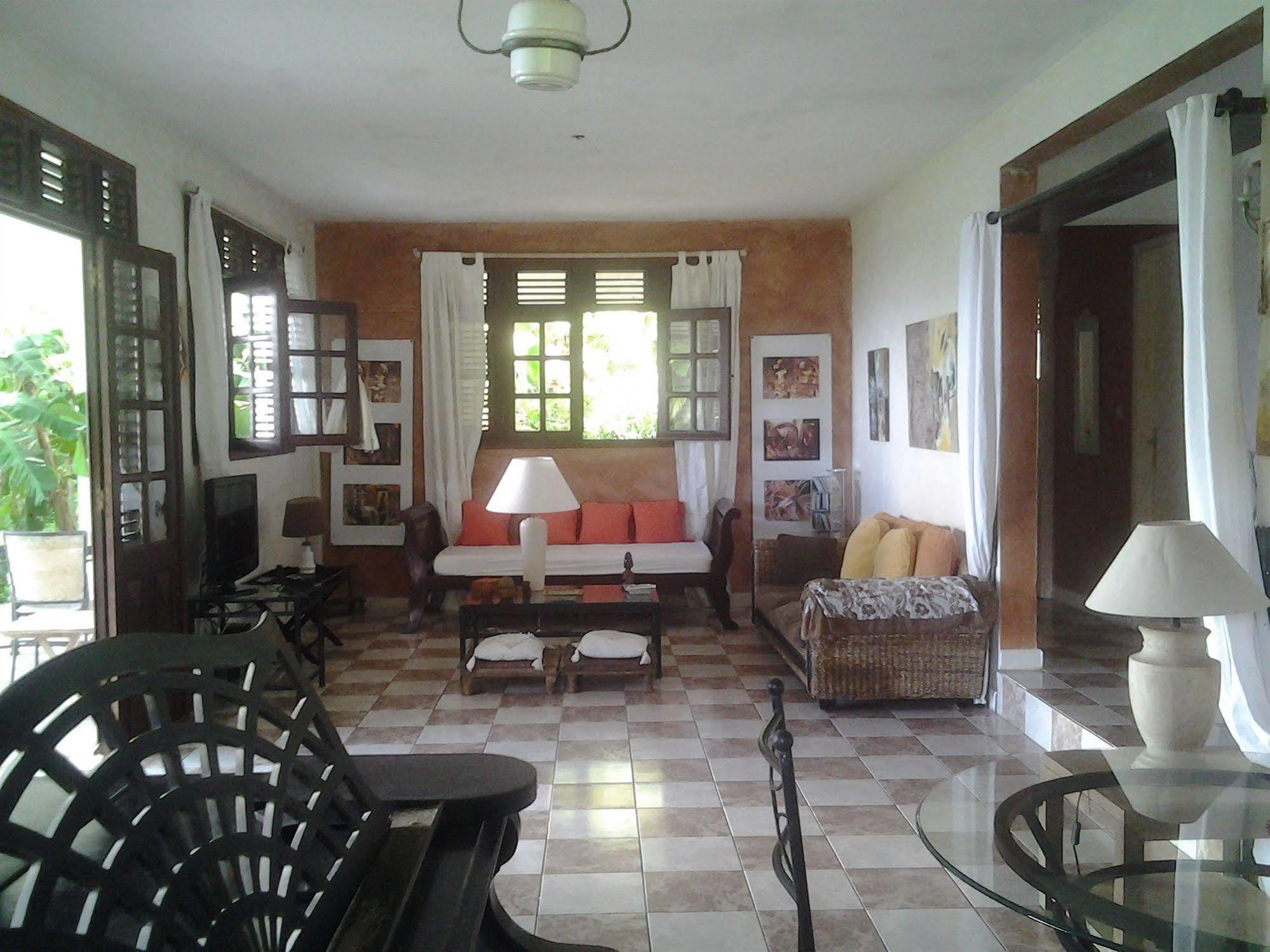 Villa Galerie لو أنسيه دو أرليتز المظهر الخارجي الصورة